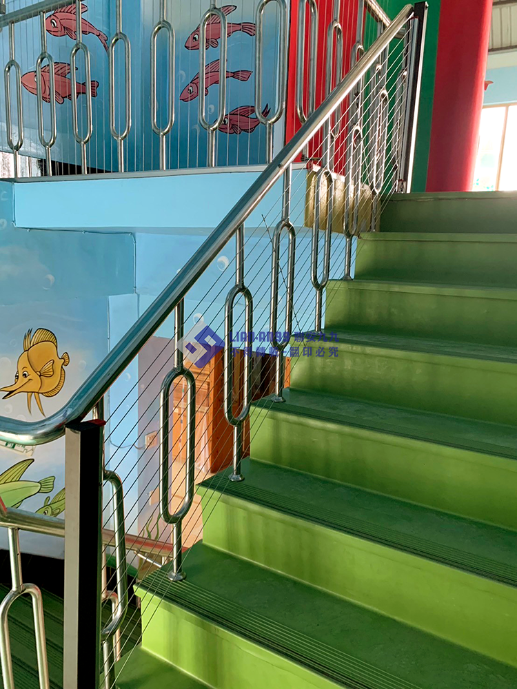 20240408屏東縣東港鎮傳說幼稚園樓梯防墜_04