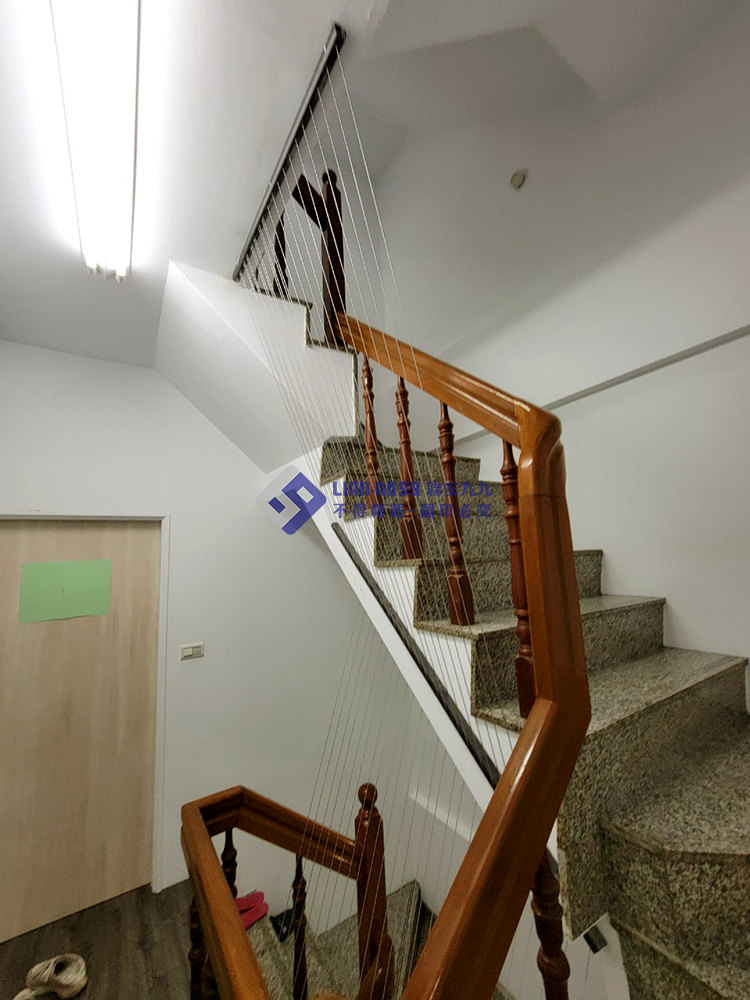 20240729台中市南屯區林小姐樓梯防墜_05