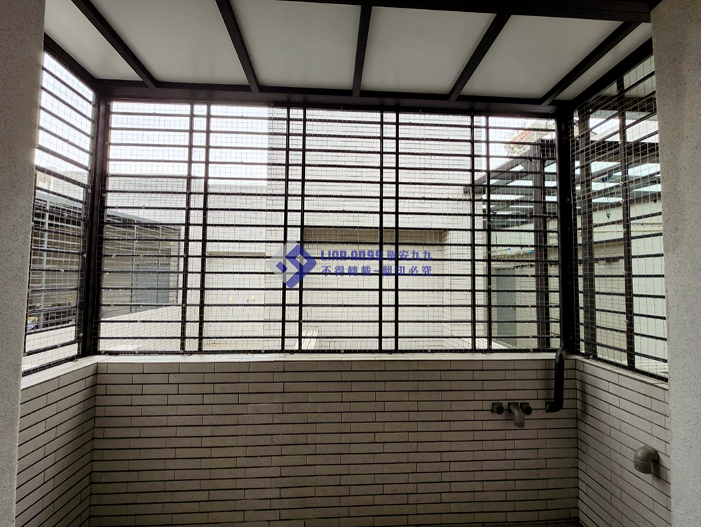 20240817高雄市岡山區號歐小姐寵物防墜方格網_01