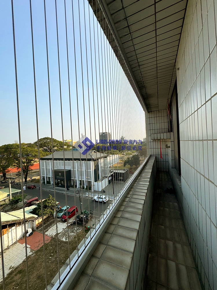 20240126屏東市中華路6樓 陳太太防鴿_02