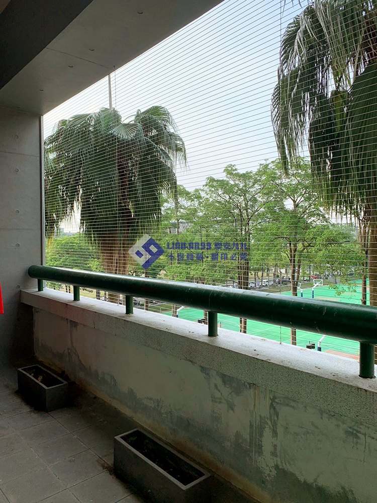 20241017雲林縣斗六市雲林科技大學體育中心3樓防鴿_06