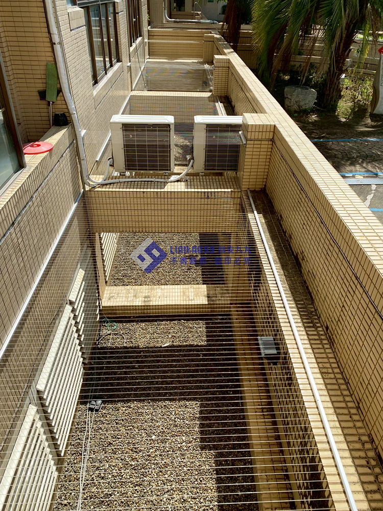 20250618國立嘉義女子高級中學西側天井防墜_01