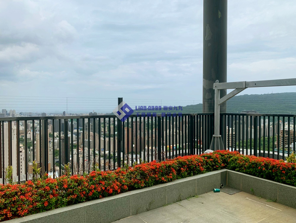 20250711華人匯B棟欄杆加高防墜_07_copy