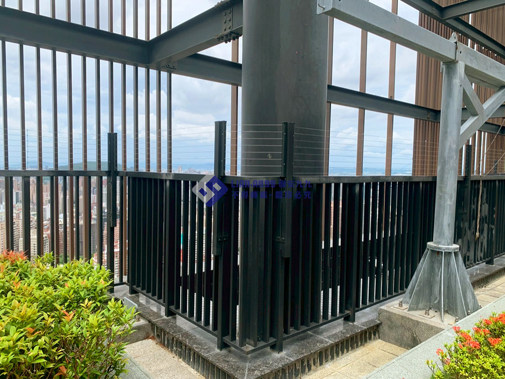 20250711華人匯B棟欄杆加高防墜_02