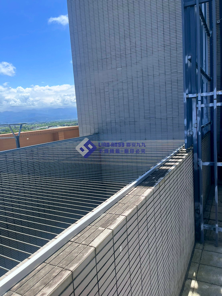 20250811宜蘭縣宜蘭市玖砡行館大樓天井防墜_04