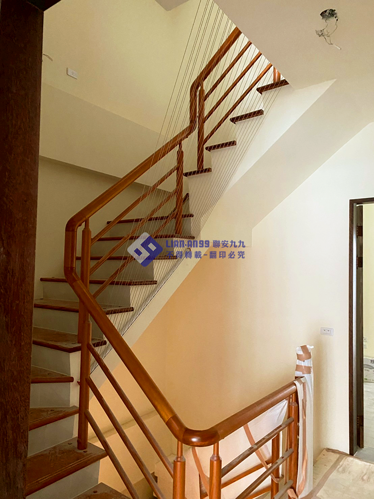 20250812台東市漢陽北路簡小姐樓梯防墜_03