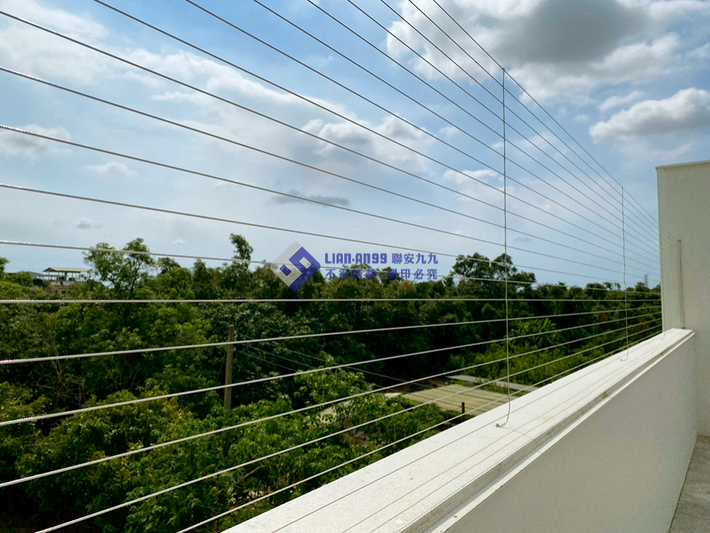 20250828高雄市燕巢區財團法人高雄市私立希恩之家露臺防墜_02