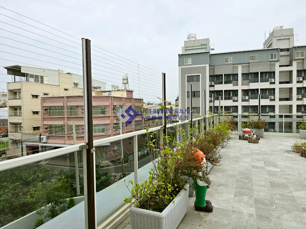 20250828高雄市燕巢區財團法人高雄市私立希恩之家露臺防墜_05