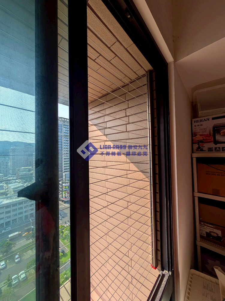 20251001高雄市鼓山區詹小姐防墜_04_copy